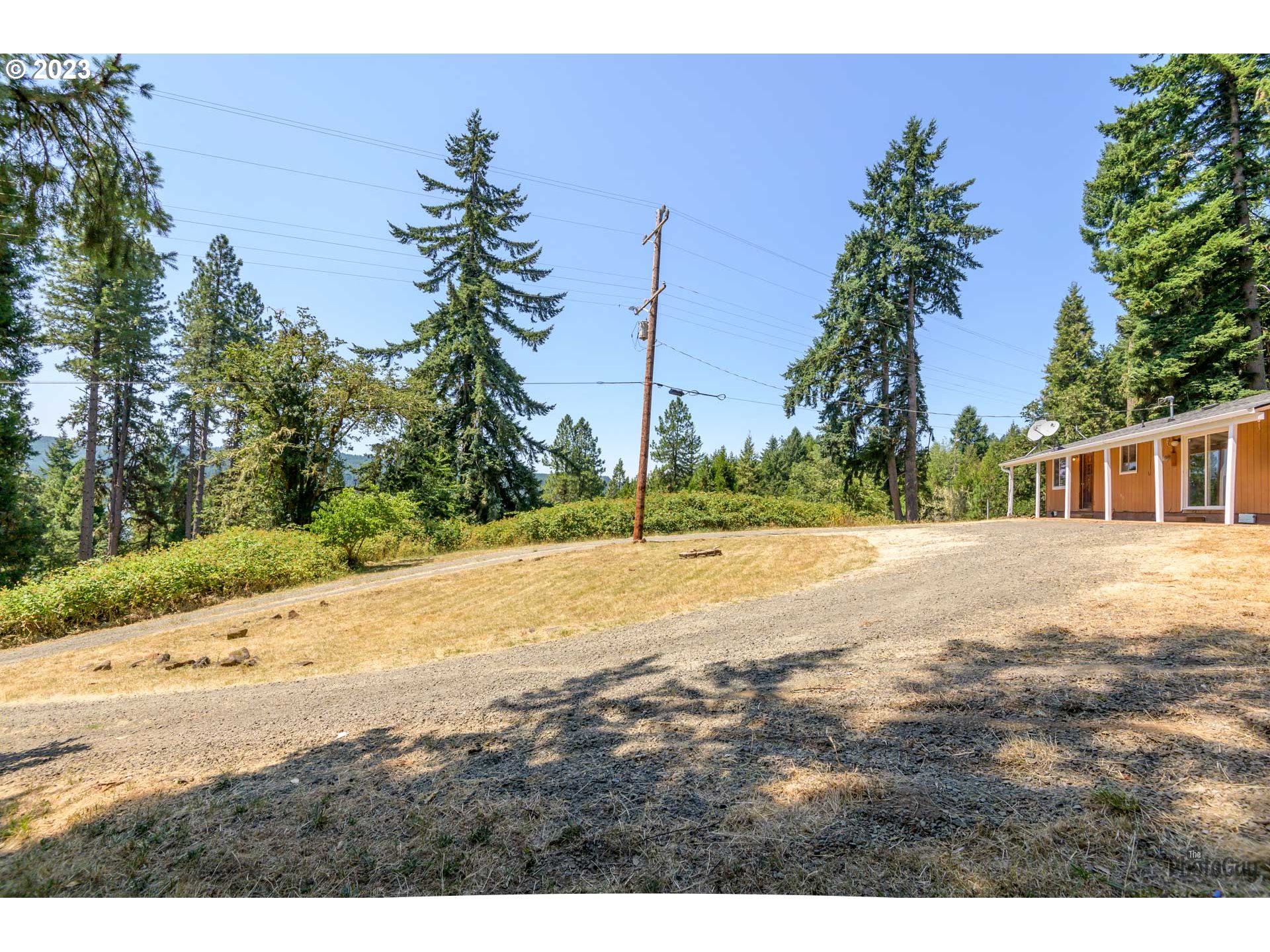 36381 Row River Road Cottage Grove, OR 97424 - Photo 29 of 37 Gallery Image 29