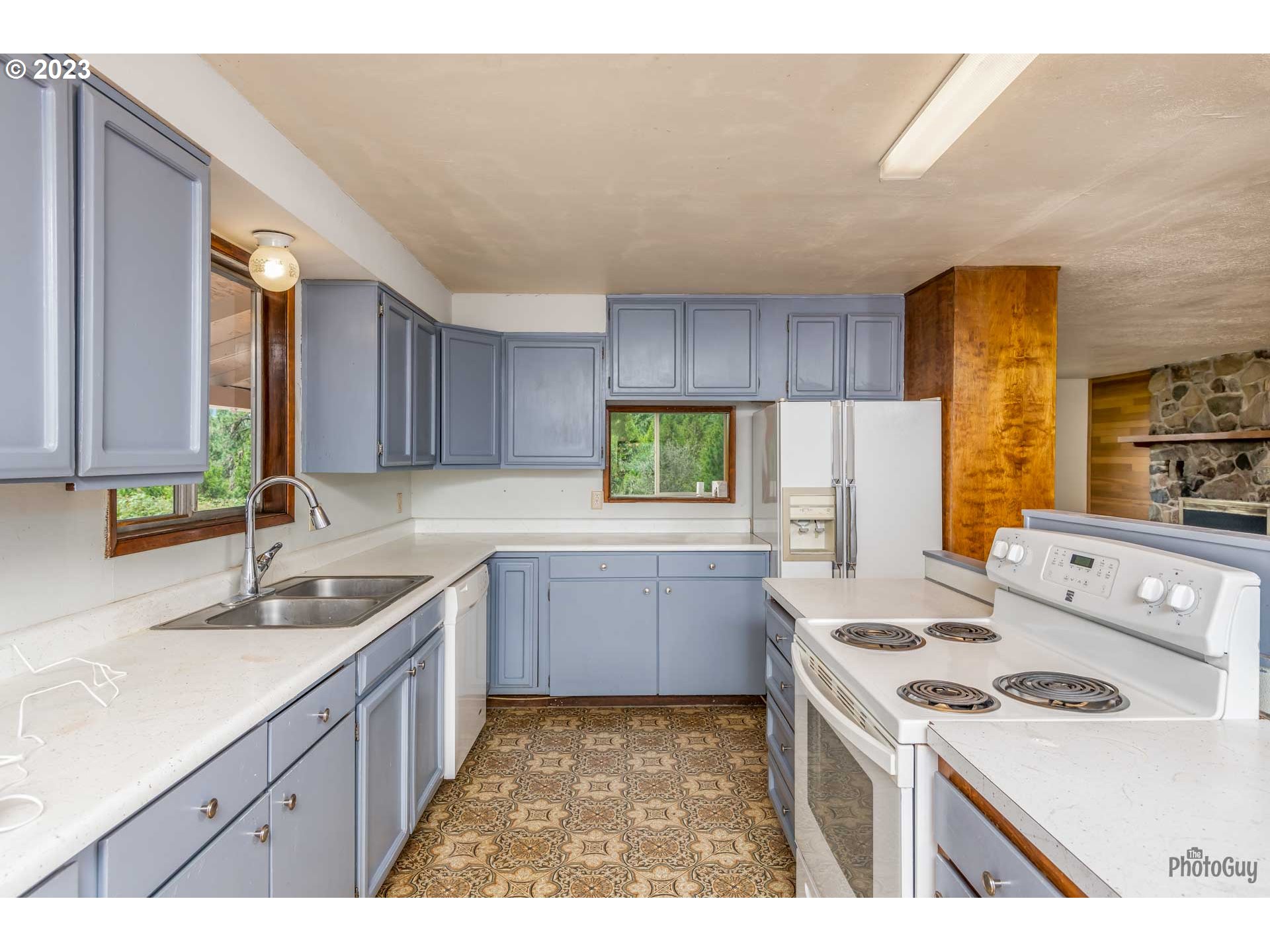 36381 Row River Road Cottage Grove, OR 97424 - Photo 10 of 37 Gallery Image 10