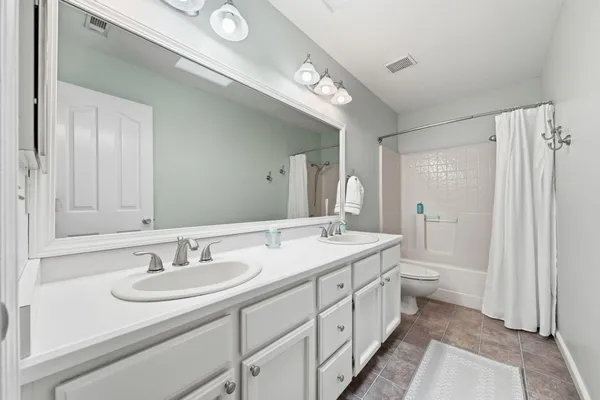 $629,000 | 2230 Wicklow Street, Redding, CA 96001