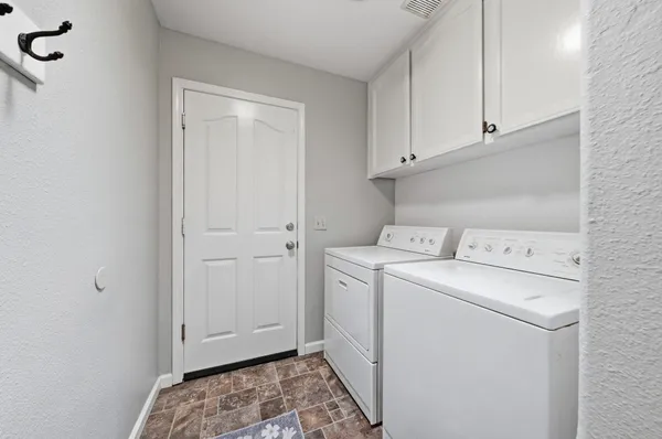 $629,000 | 2230 Wicklow Street, Redding, CA 96001