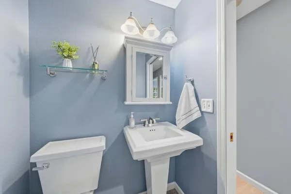 $629,000 | 2230 Wicklow Street, Redding, CA 96001