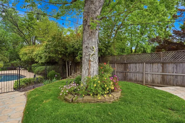 $629,000 | 2230 Wicklow Street, Redding, CA 96001