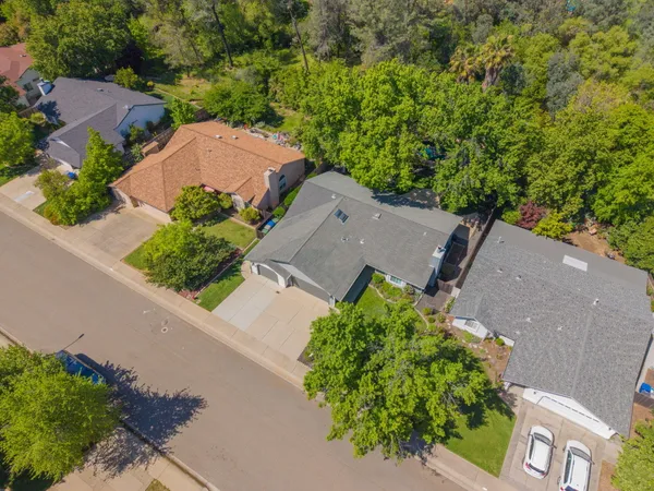 $629,000 | 2230 Wicklow Street, Redding, CA 96001
