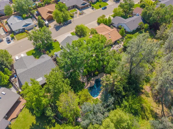$629,000 | 2230 Wicklow Street, Redding, CA 96001