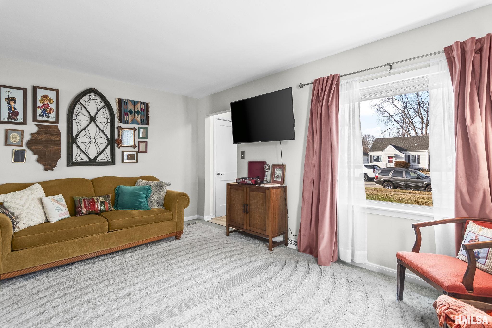 1824 North 22nd Street Springfield, IL 62702 - Photo 8 of 32