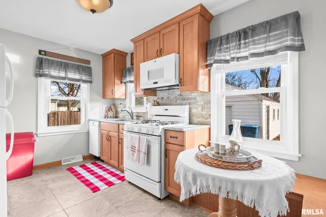 $170,000 | 1824 North 22nd Street, Springfield, IL 62702