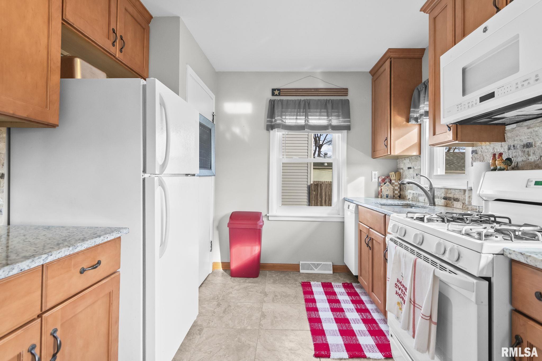 1824 North 22nd Street Springfield, IL 62702 - Photo 10 of 32