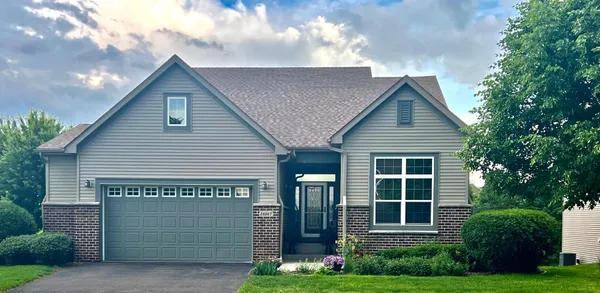 $689,500 | 18067 76th Place North, Maple Grove, MN 55311