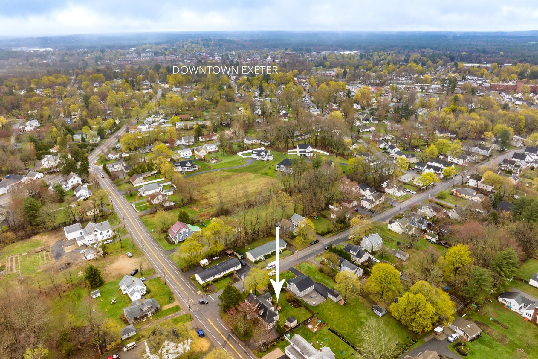 18 Brentwood Road Exeter, NH 03833 - Photo 2 of 40
