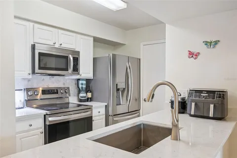$180,000 | 3032 Parkway Boulevard, Unit 305, Kissimmee, FL 34747