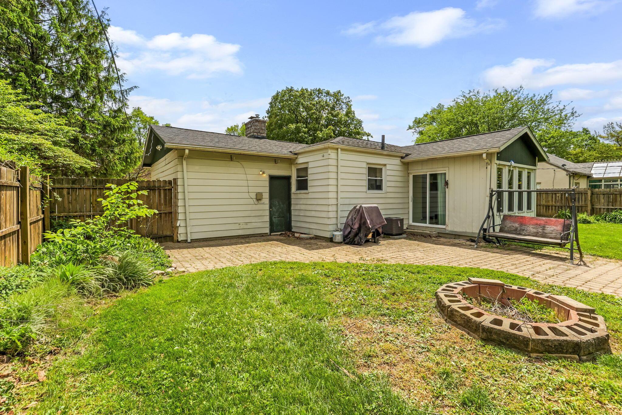 2734 Wellesley Road Columbus, OH 43209 - Photo 39 of 42