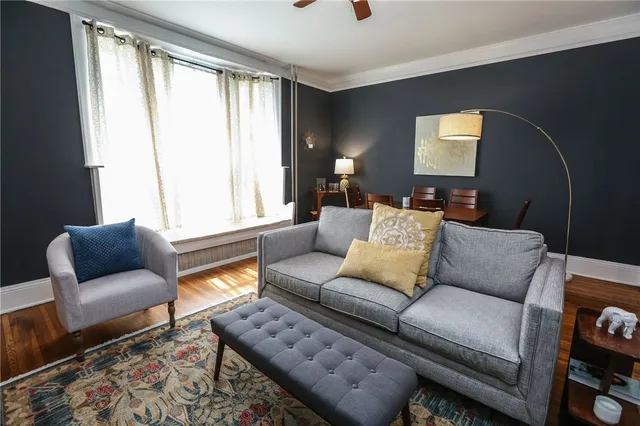 $1,350 | 872 University Avenue, Unit 3, Rochester, NY 14607