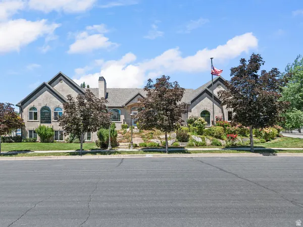 $1,199,999 | 1242 North 640 West, West Bountiful, UT 84087