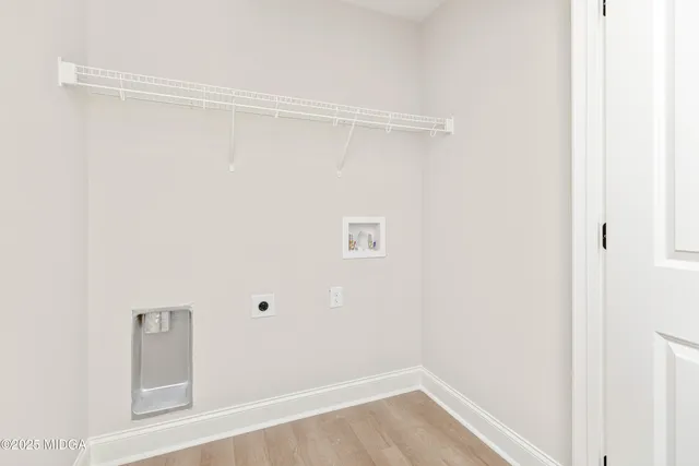 $315,000 | 122 Tabor Drive, Warner Robins, GA 31093