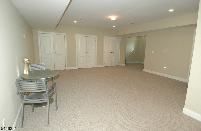 52 Morris Avenue, Unit B Summit, NJ 07901 - Photo 19 of 20