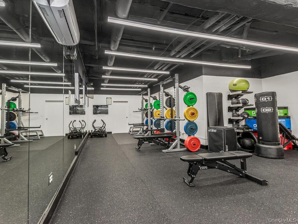 3636 Fieldston Road, Unit 6M Bronx, NY 10463 - Photo 17 of 20