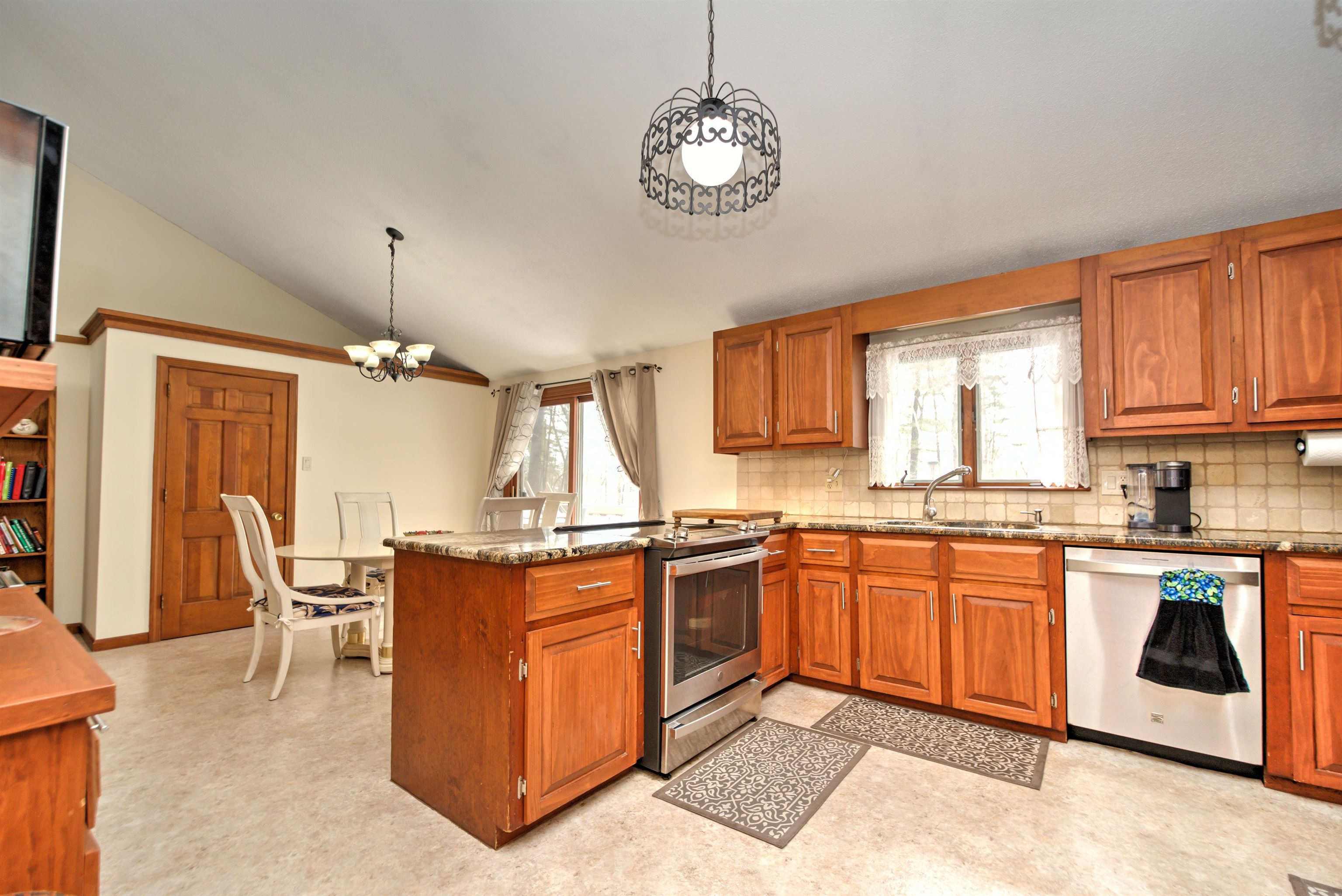 12 Pine Ridge Road Windham, NH 03087 - Photo 11 of 31