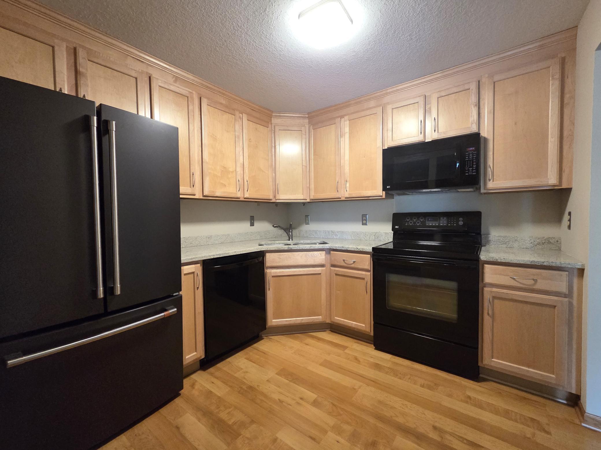 1887 Silver Bell Road, Unit 213 Eagan, MN 55122 - Photo 9 of 34