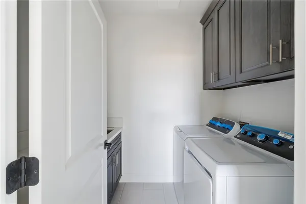 $669,900 | 6347 West Elowin Avenue, Visalia, CA 93291