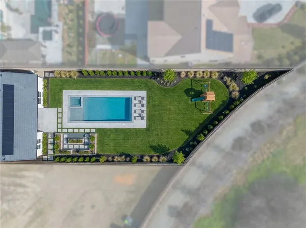 $669,900 | 6347 West Elowin Avenue, Visalia, CA 93291