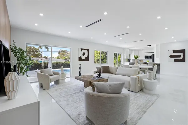 $9,900 | 1840 Northeast 199th Street, Miami, FL 33179