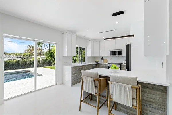 $9,900 | 1840 Northeast 199th Street, Miami, FL 33179