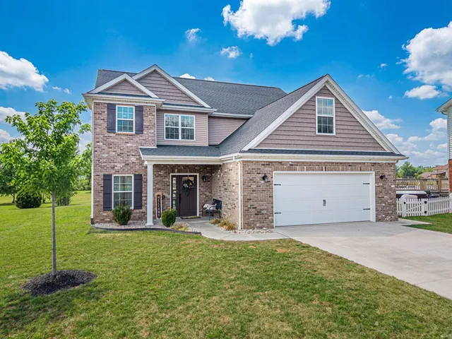 $509,000 | 4923 Lincoln Pointe Drive, Newburgh, IN 47630