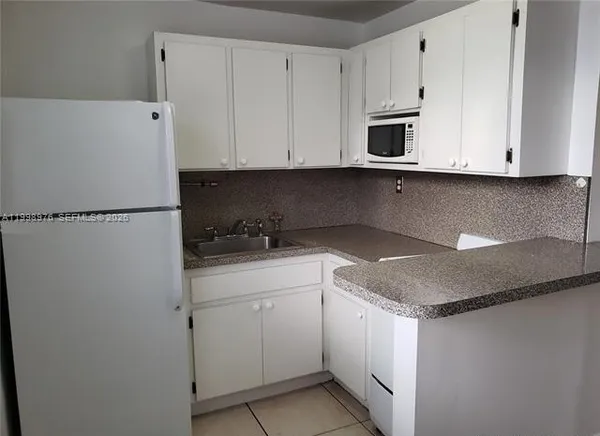 $1,900 | 254 Northwest 60th Court, Unit 1, Miami, FL 33126