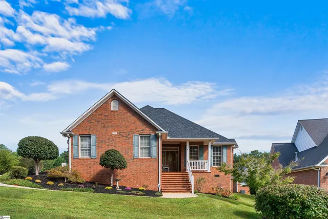 $353,900 | 172 Roberts Meadow Loop, Spartanburg, SC 29307