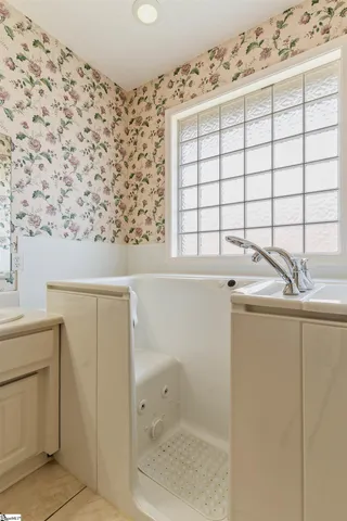 $353,900 | 172 Roberts Meadow Loop, Spartanburg, SC 29307