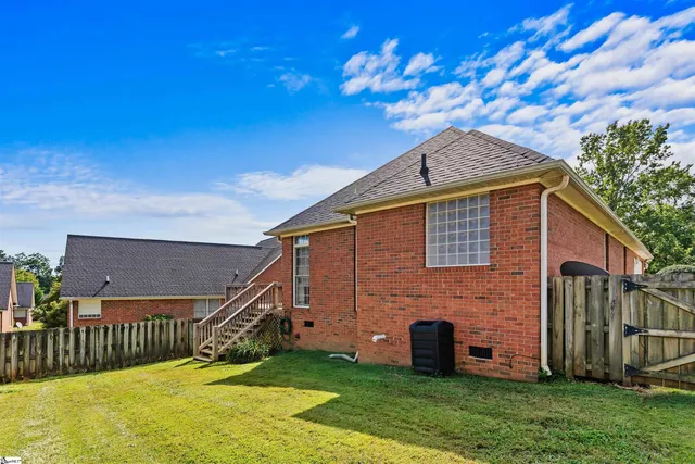 $353,900 | 172 Roberts Meadow Loop, Spartanburg, SC 29307