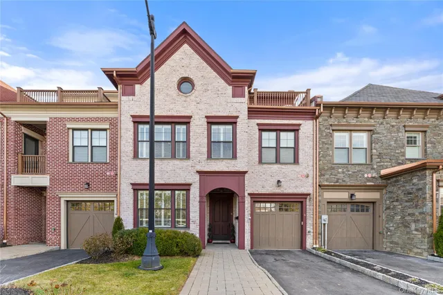 $1,900,000 | 6 Hudson View Way, Tarrytown, NY 10591