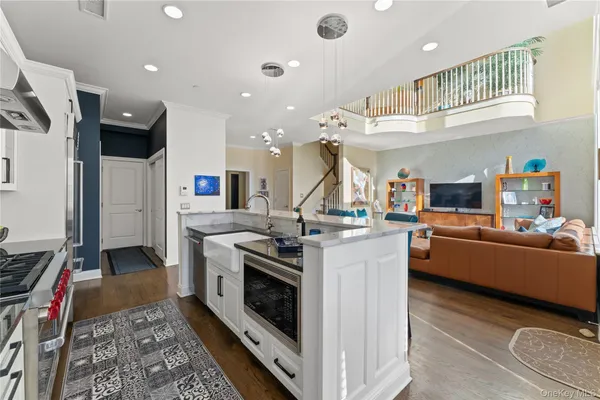 $1,900,000 | 6 Hudson View Way, Tarrytown, NY 10591