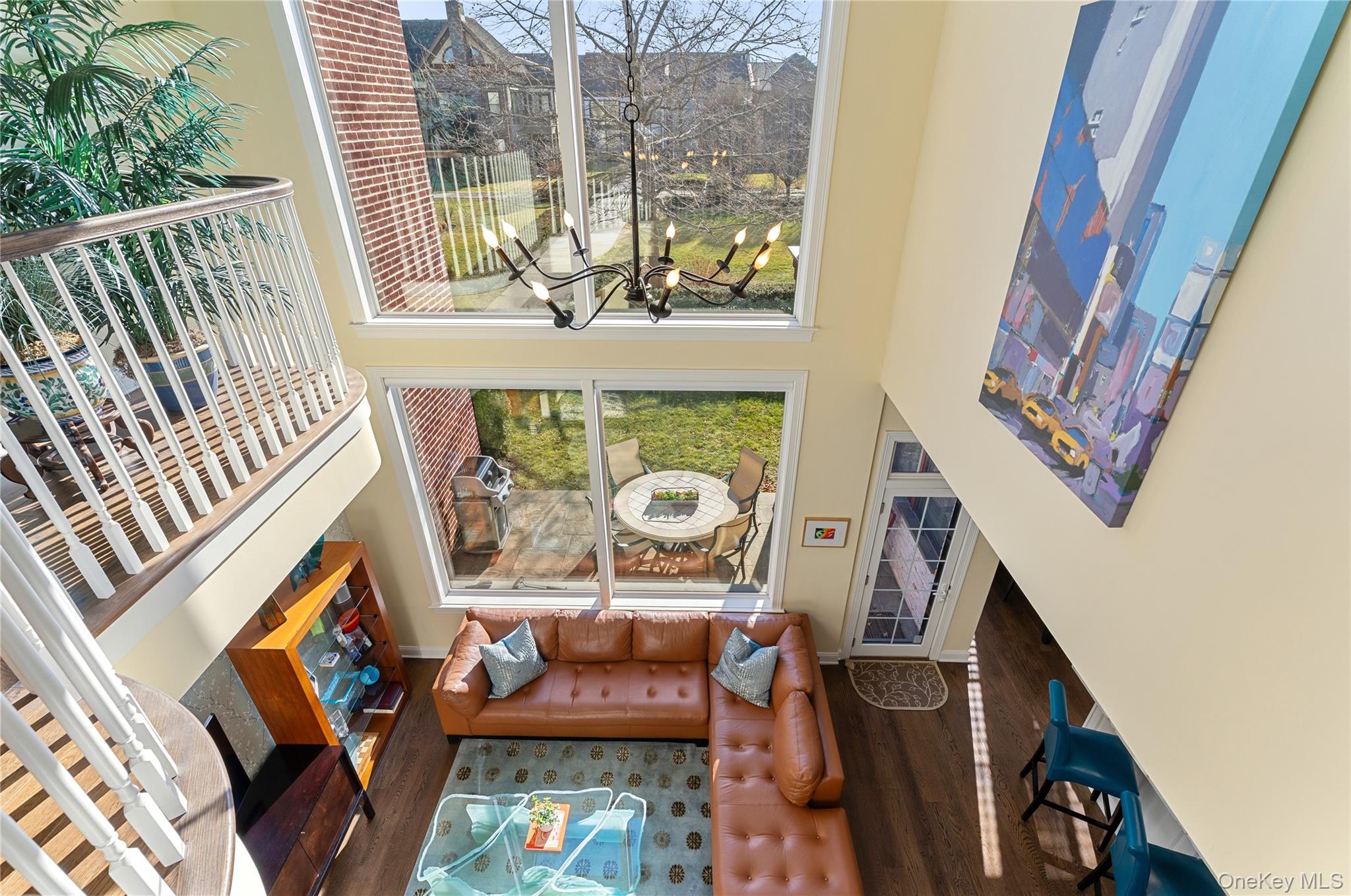 6 Hudson View Way Tarrytown, NY 10591 - Photo 19 of 50 a living room with furniture and a window