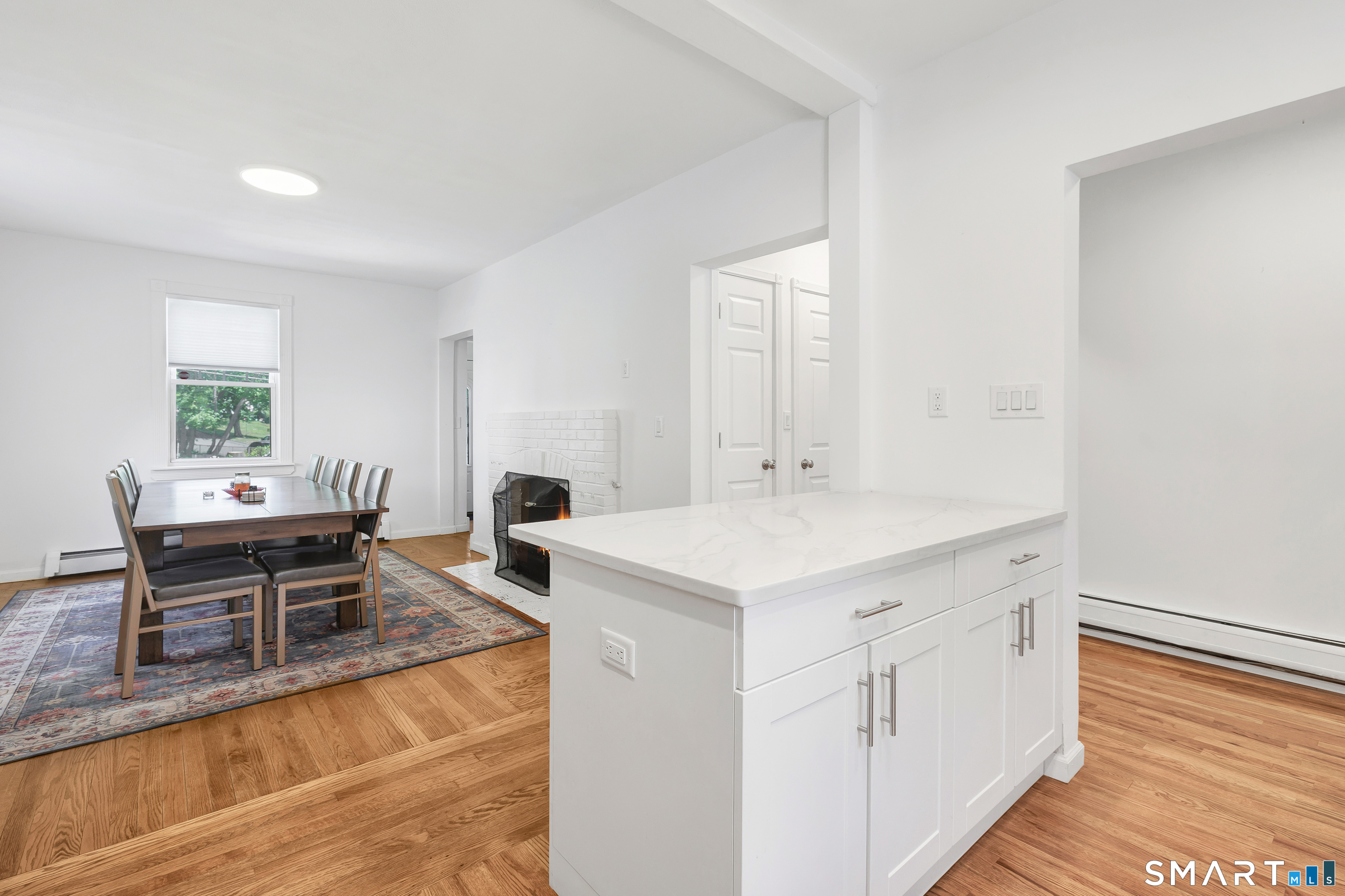 83 Stonybrook Road Stratford, CT 06614 - Photo 9 of 38