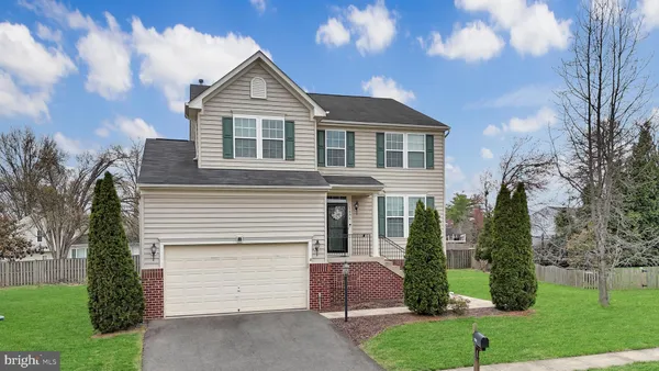 $950,000 | 1694 Winterwood Court, Herndon, VA 20170