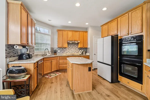 $950,000 | 1694 Winterwood Court, Herndon, VA 20170