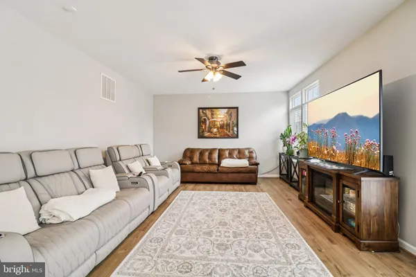 $950,000 | 1694 Winterwood Court, Herndon, VA 20170