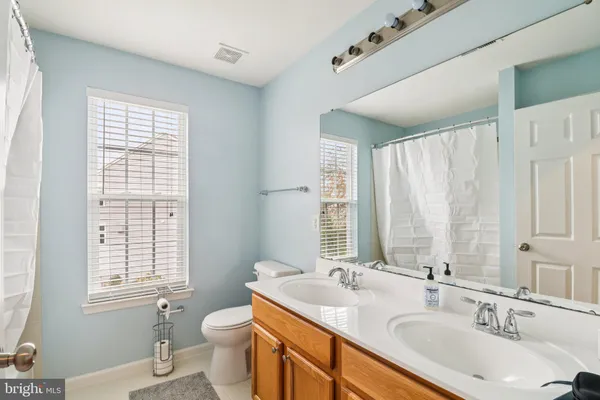 $950,000 | 1694 Winterwood Court, Herndon, VA 20170