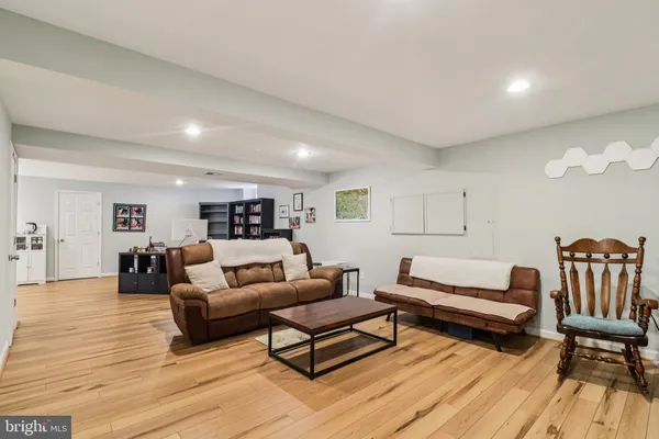 $950,000 | 1694 Winterwood Court, Herndon, VA 20170