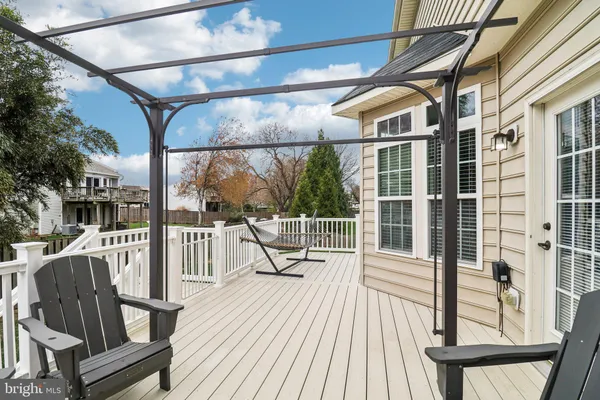 $950,000 | 1694 Winterwood Court, Herndon, VA 20170