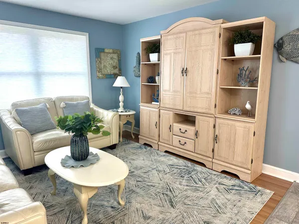 $22,000 | 117 North Wilson Avenue, Unit A1, Margate City, NJ 08402