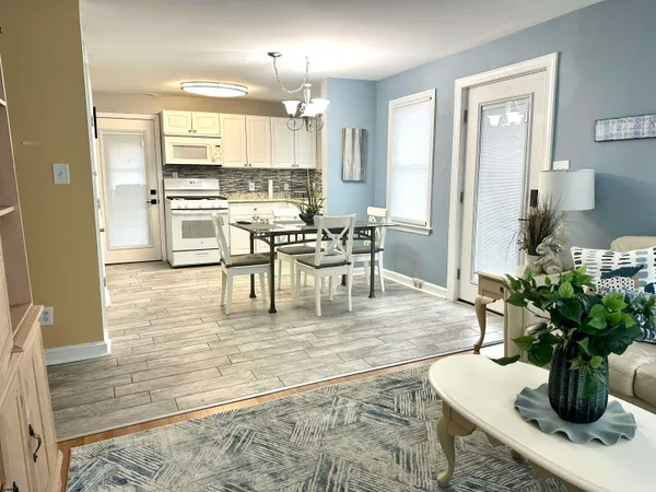 $22,000 | 117 North Wilson Avenue, Unit A1, Margate City, NJ 08402