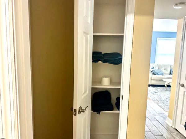 $22,000 | 117 North Wilson Avenue, Unit A1, Margate City, NJ 08402