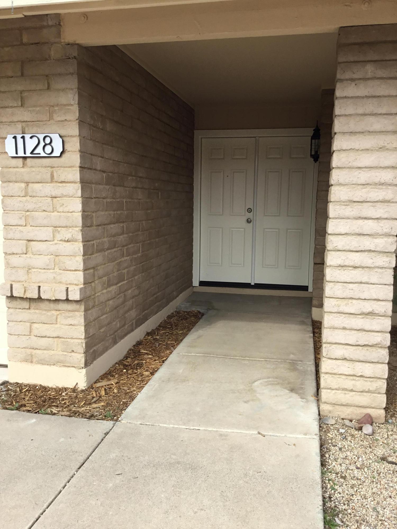 1128 East Grandview Road Phoenix, AZ 85022 - Photo 3 of 19 IMG_1127