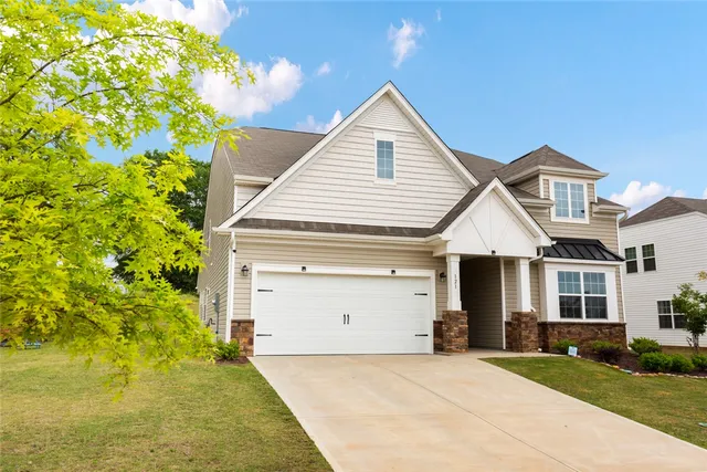 $415,000 | 121 Somerset Lane, Central, SC 29630