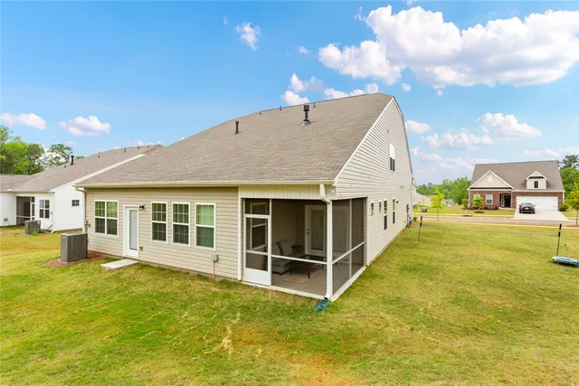 $415,000 | 121 Somerset Lane, Central, SC 29630