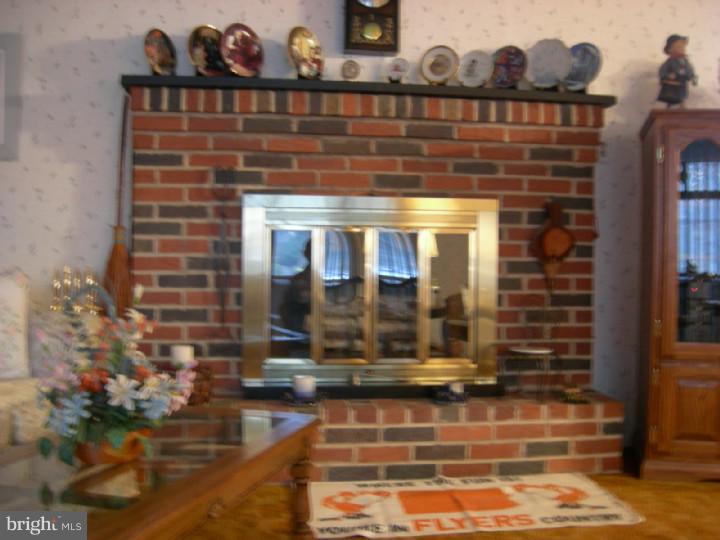 136 State Avenue Lindenwold, NJ 08021 - Photo 3 of 10 Fireplace