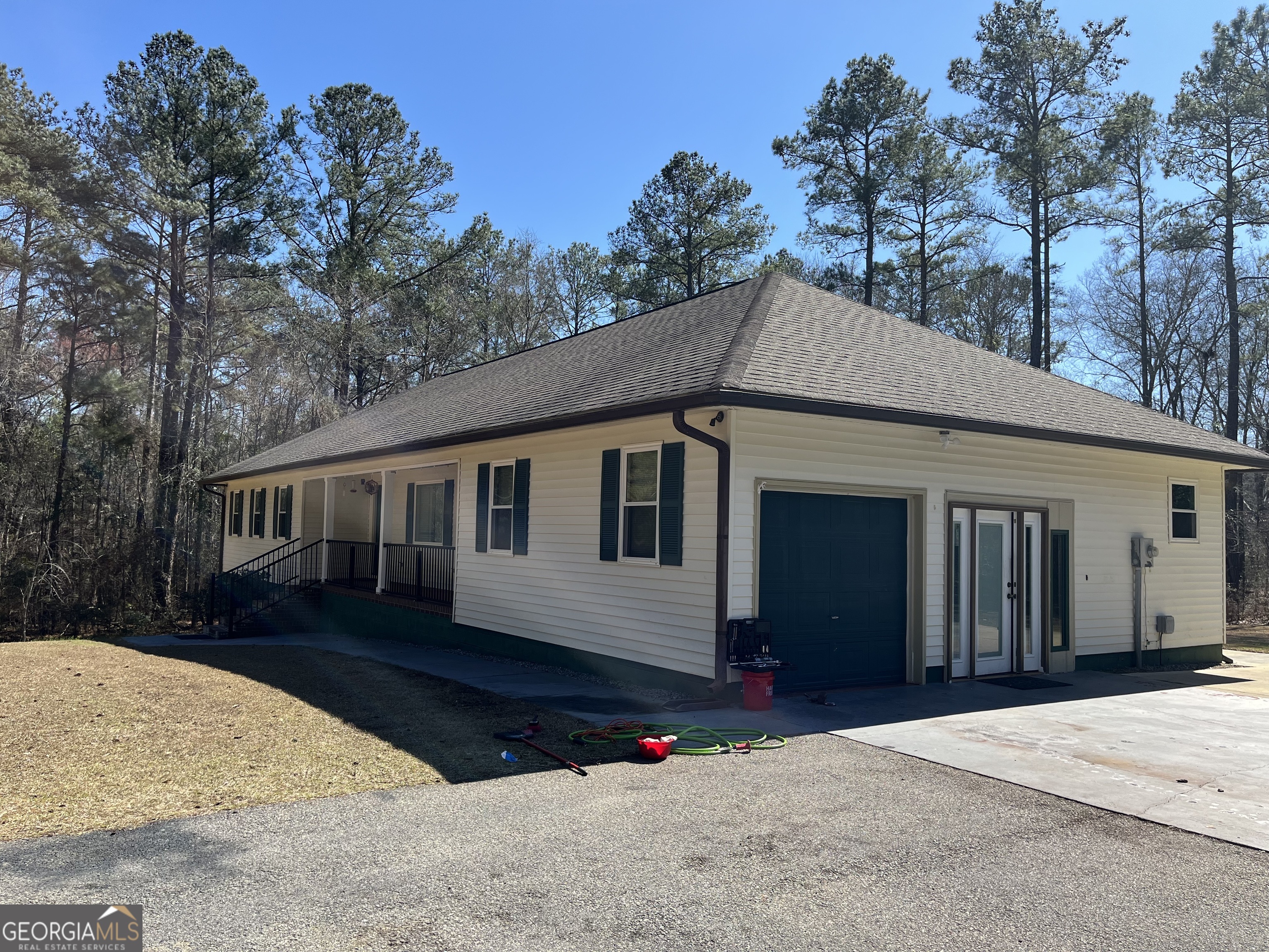 1252 Jasmine Road Dublin, GA 31021 - Photo 4 of 27