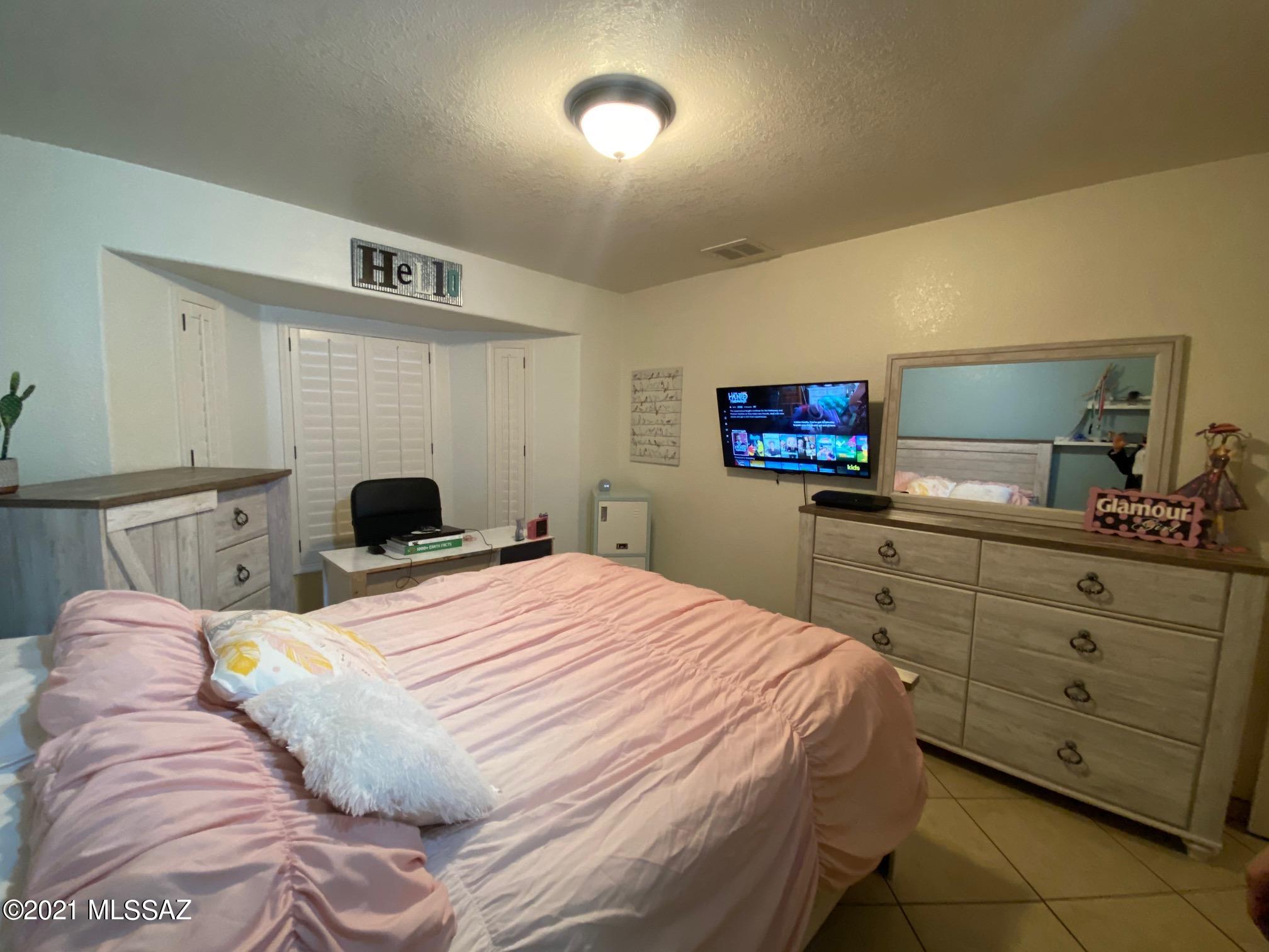 183 B Zebu Court Rio Rico, AZ 85648 - Photo 14 of 22 Gallery Image 14